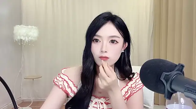 LiLy0608 Chat XXX live