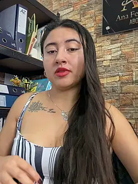 _Sarah-Office1 XXX чат на живо