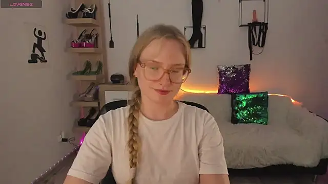 Czat XXX na żywo – NancyHottie