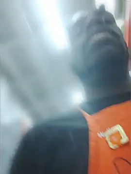 צ'אט XXX בשידור חי של ReallyReallyReal
