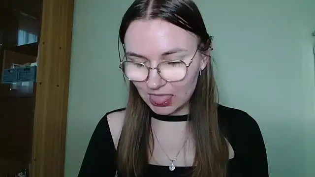 LooveELLYx Adlı Modelin Canlı XXX Sohbeti