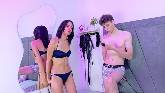 Chat XXX ao vivo de ThreeForFun_OS