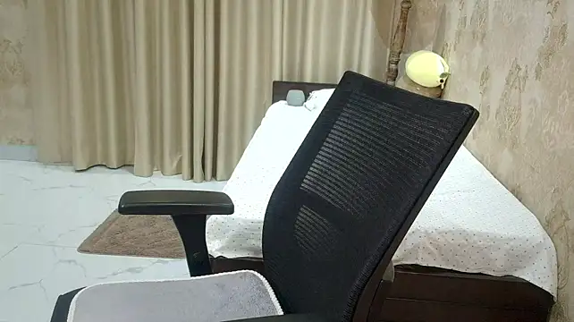 Chat XXX ao vivo de hey_rhea