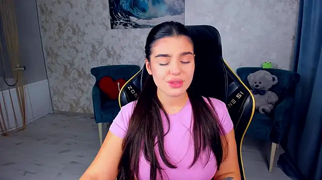 Chat XXX en directo de AlluringAriel