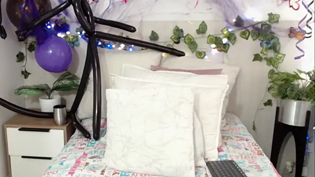 LindaCatalina_ 라이브 XXX 채팅