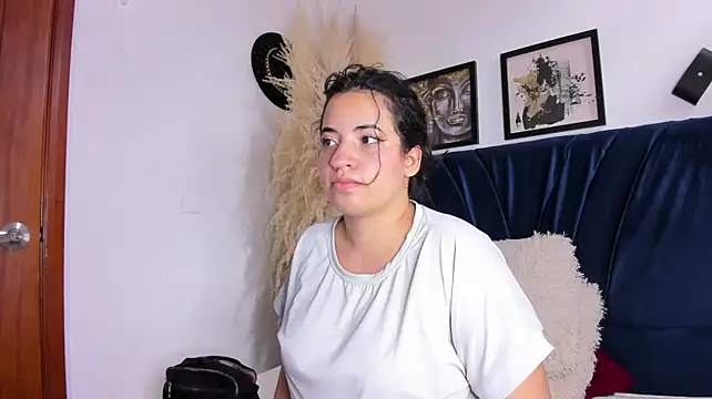 Kriss_chang_ Adlı Modelin Canlı XXX Sohbeti