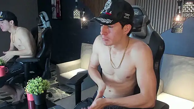 TheGhostforeeonss Live XXX-Chat