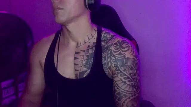 Adam_Dom Live XXX-chat