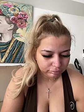 Chatroom XXX en direct de AllysonK