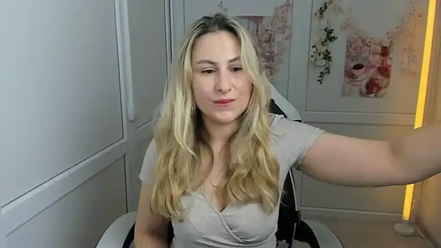 عرض كام MissLunariaa