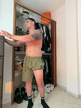 Chat XXX ao vivo de GabrielX77_