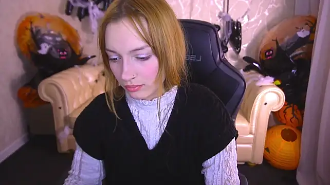 Chat XXX en directo de LizzaMoonn
