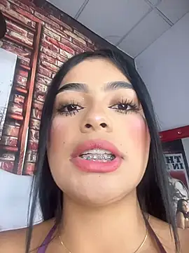 PippiCharmXXX লাইভ XXX চ্যাট