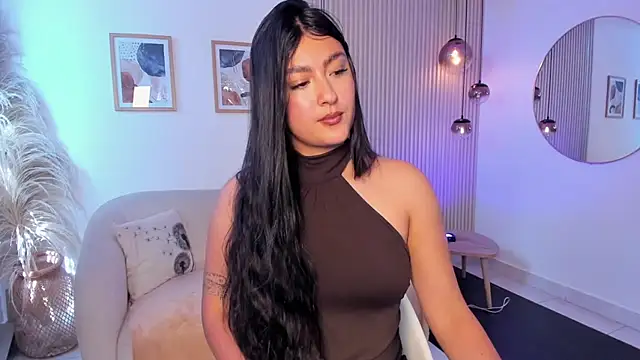 Bella_rochee XXX чат на живо