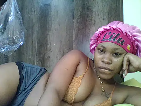 Juicyy_afriq Live XXX-Chat