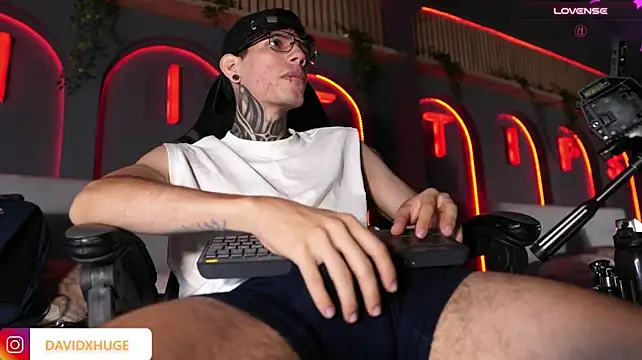 XXX chat uživo modela David__Huge