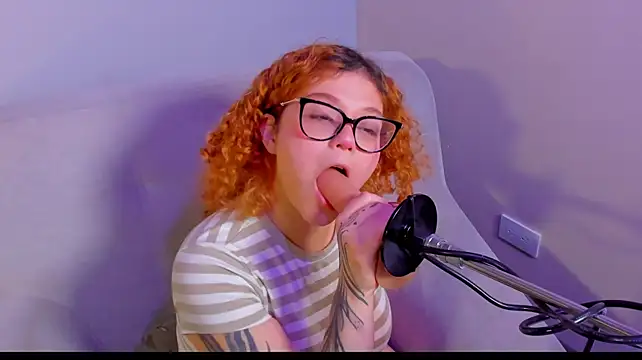 Moni_risitos' Live XXX Chat