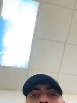 แชท XXX สดของ Karimfucku