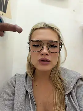 Czat XXX na żywo – Nicoleevien