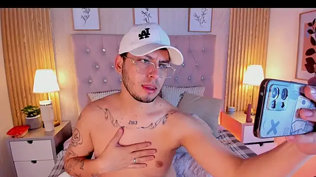 XXX chat uživo modela Jonath_1