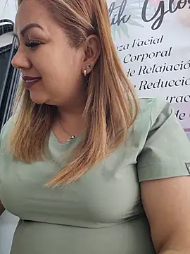 -Zoe-1 Live XXX-chat