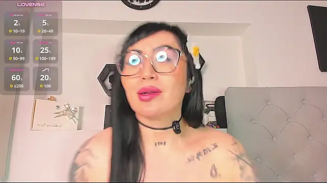 Vicky_hotmilfn Live XXX chat