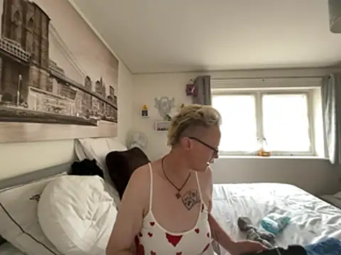 Curvy-Jinx – Live XXX-chat