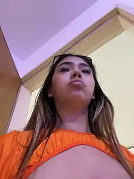 Chatroom XXX en direct de HoneyMollyX