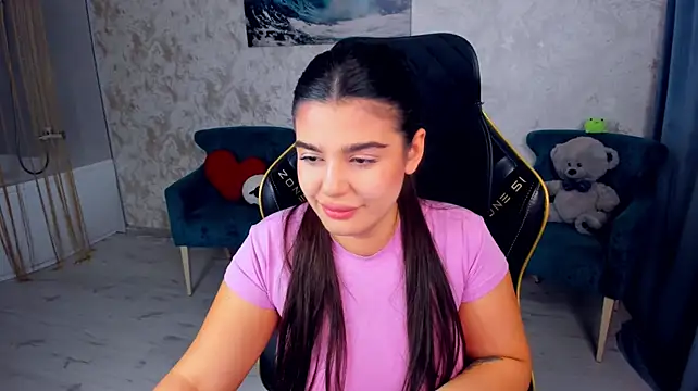 Chat +18 de AlluringAriel ao vivo
