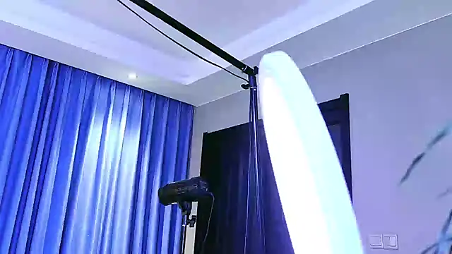 Živý XXX chat ANGEILOVE99
