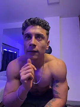 MR_MUSCLE লাইভ XXX চ্যাট