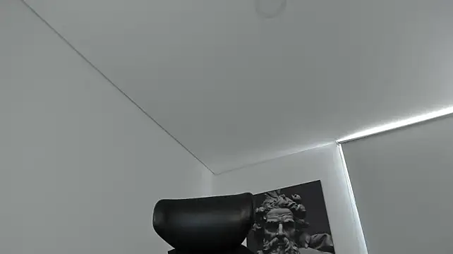 XXX chat uživo modela simonleon27