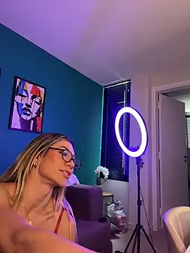 Valentina_Saint live XXX chat