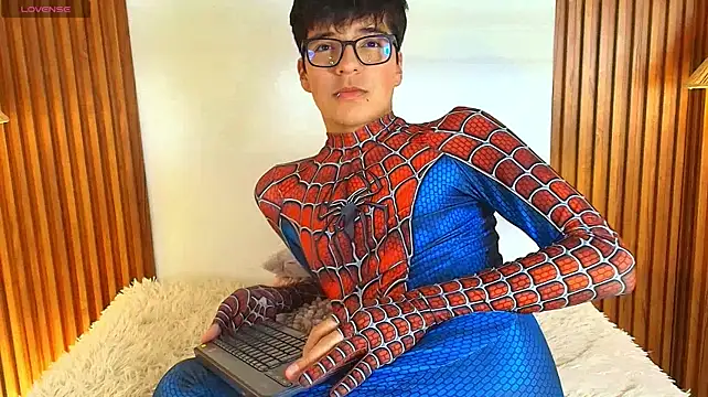 Milo_Wolff's Live XXX Chat