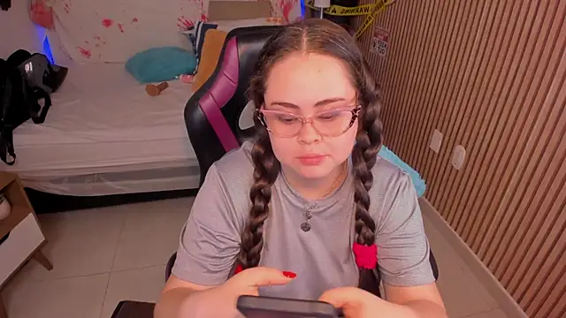 LolaVillalobos' Live XXX Chat