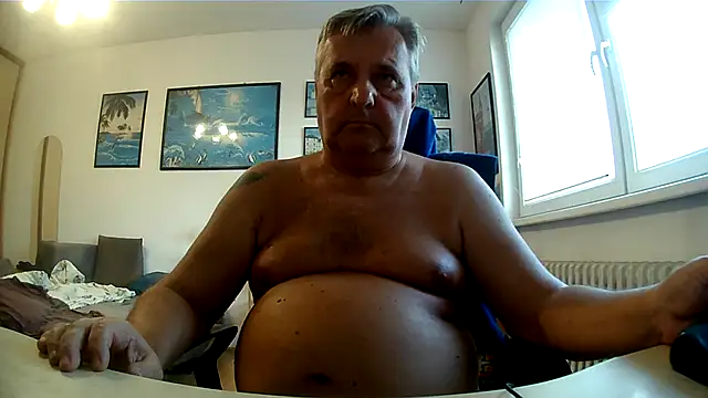 Robert_SK1 লাইভ XXX চ্যাট