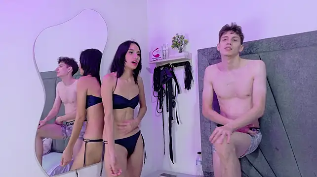 ThreeForFun_OS: απευθείας συνομιλία ΧΧΧ