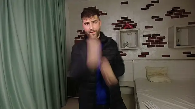 KyloEast live XXX chat