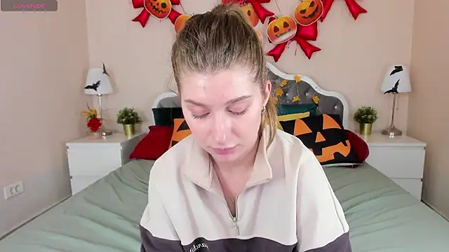katymeaw's Live XXX Chat