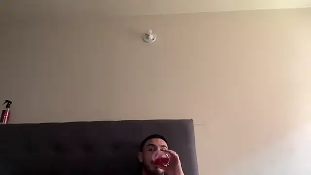 Taylor_DiamondBoy XXX чат на живо