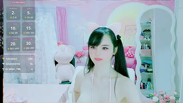 Q-Mia's Live XXX Chat