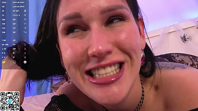 Bonnie_WhiteのライブXXXチャット