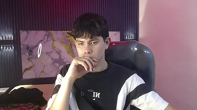 Eliot_rizzo – Live XXX-chat