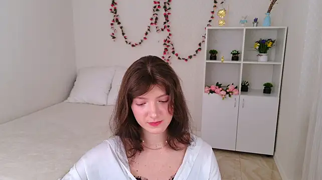 OwlEva's Live XXX Chat