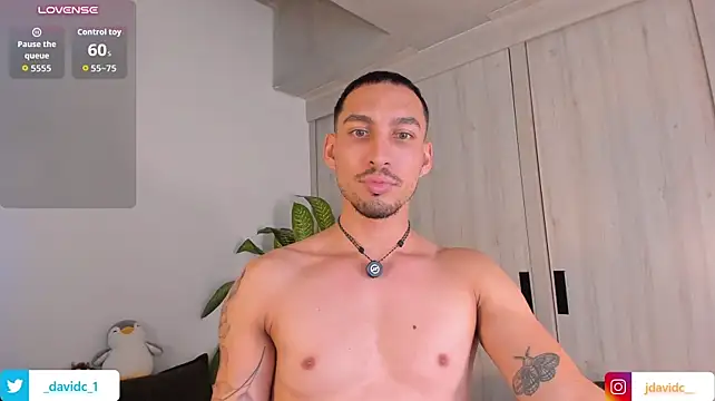 XXX chat uživo modela DavidC_