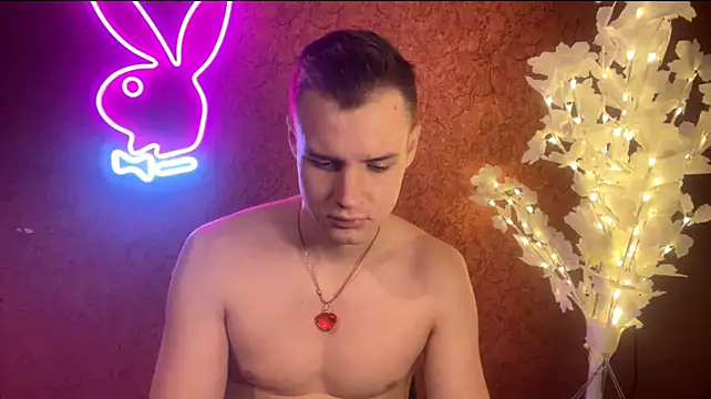 XXX chat uživo modela BigBabyMax