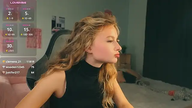 evamoonis live XXX chat