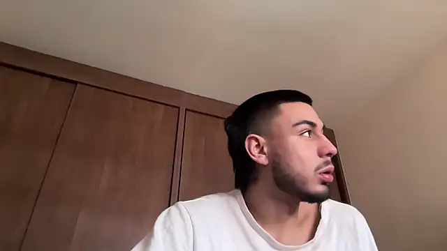 XXX chat uživo modela Taylor_DiamondBoy