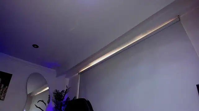 Meghan320 লাইভ XXX চ্যাট