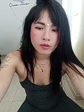 _Luna_Blooms Chat XXX in diretta